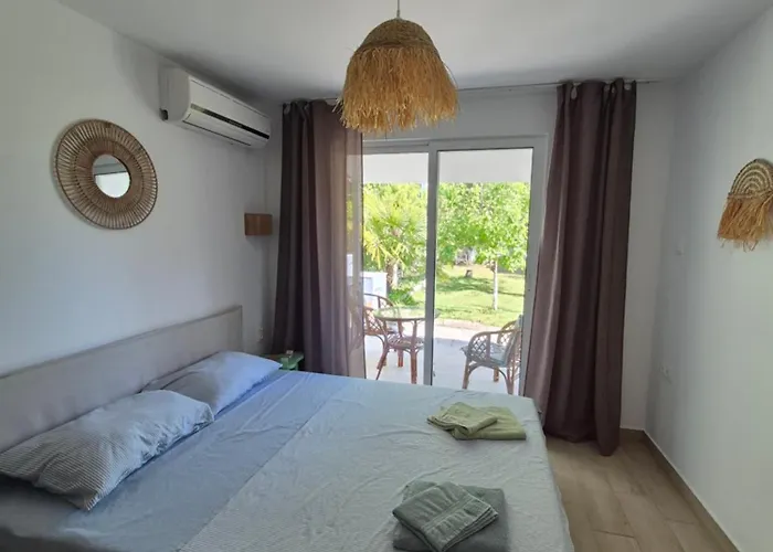 Aspri Nea Kallikrateia